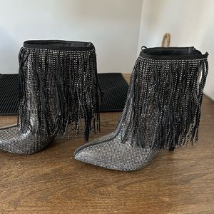 Fringe Heels brand new